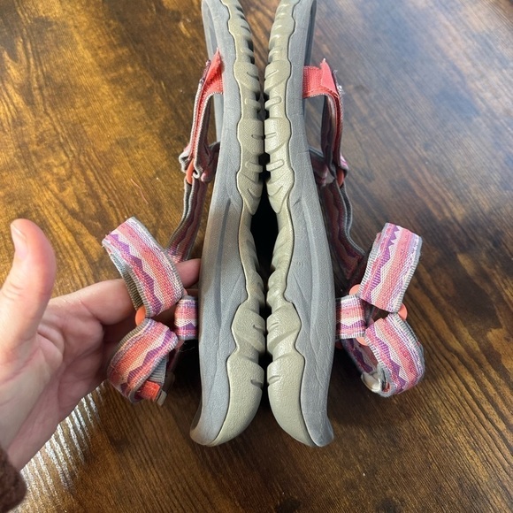 Teva Women’s Pink Hurricane Sandals Size 9 XLT - Picture 6 of 7
